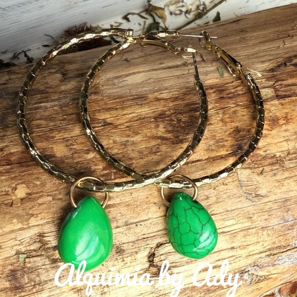 Raindrops turquoise gold dangle statement earrings - Picture 1 of 6